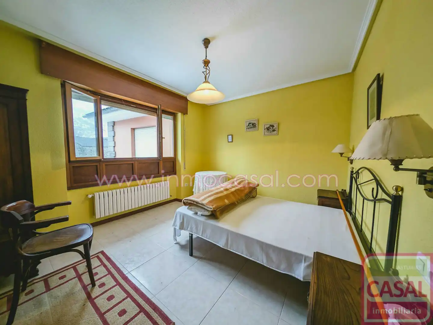 Habitación de Casa o chalet en venta en León Capital  con Calefacción, Trastero y Amueblado