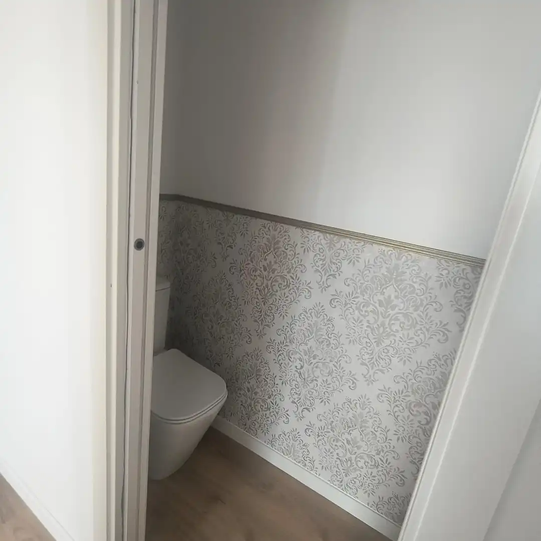 Bany de Pis de lloguer en Oviedo  amb Calefacció, Terrassa i Traster