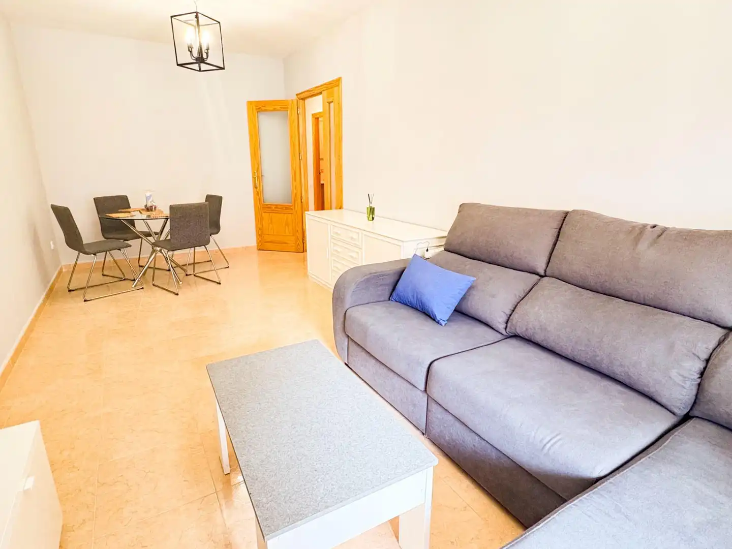 Sala de estar de Piso en venta en Almoradí con Aire acondicionado, Terraza y Amueblado