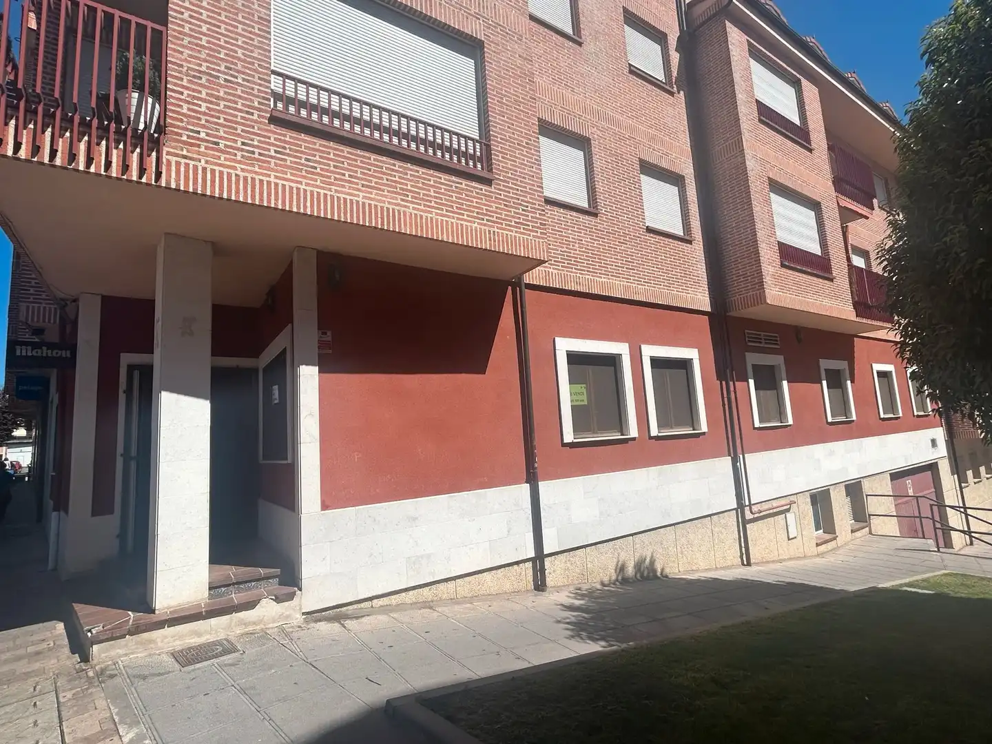 Vista exterior de Local en venta en Cuéllar con Aire acondicionado y Calefacción
