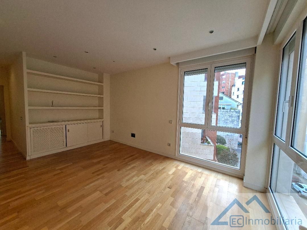 Flat to rent in Puerto Chico, Puerto Chico