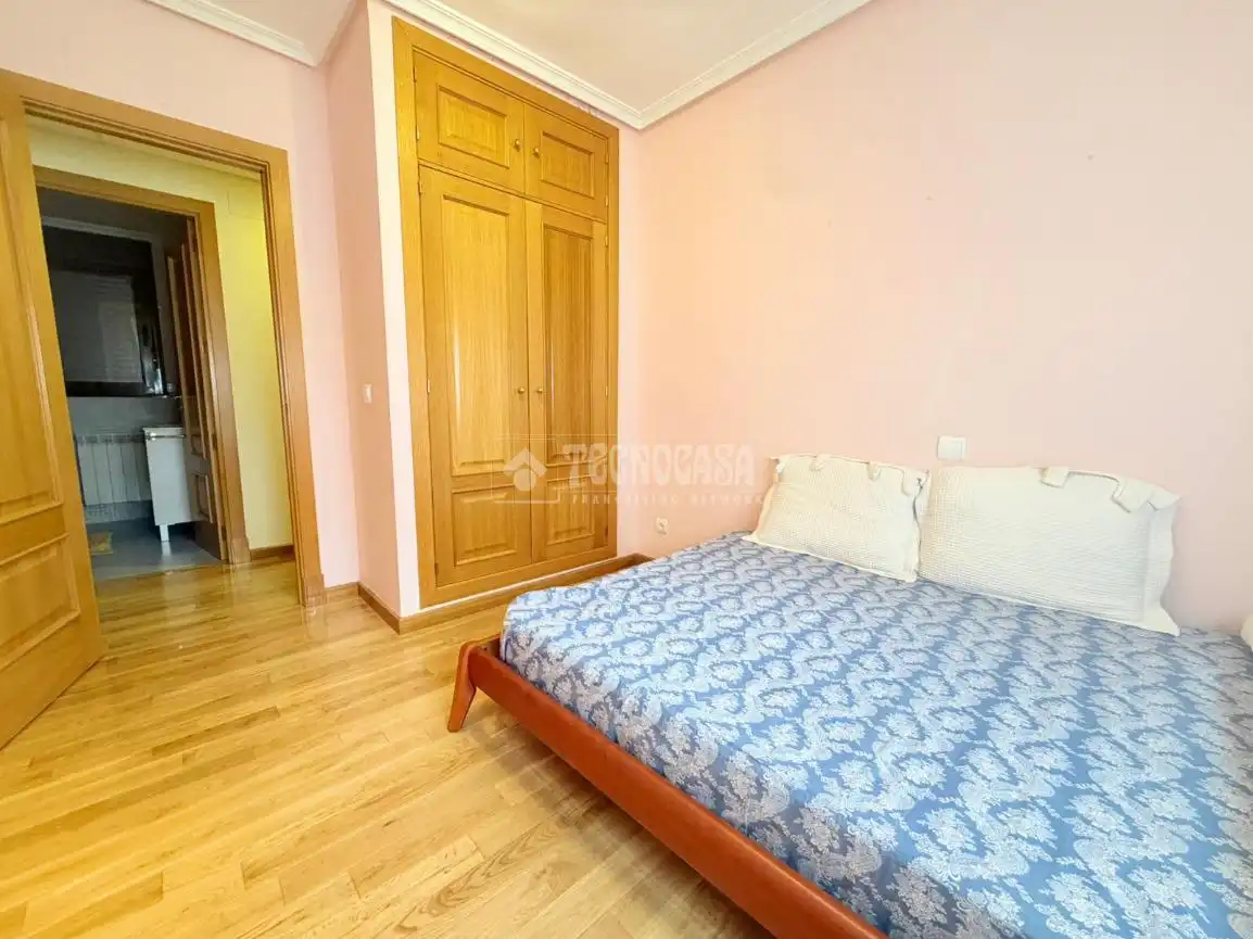 Habitación de Piso en venta en Seseña con Aire acondicionado