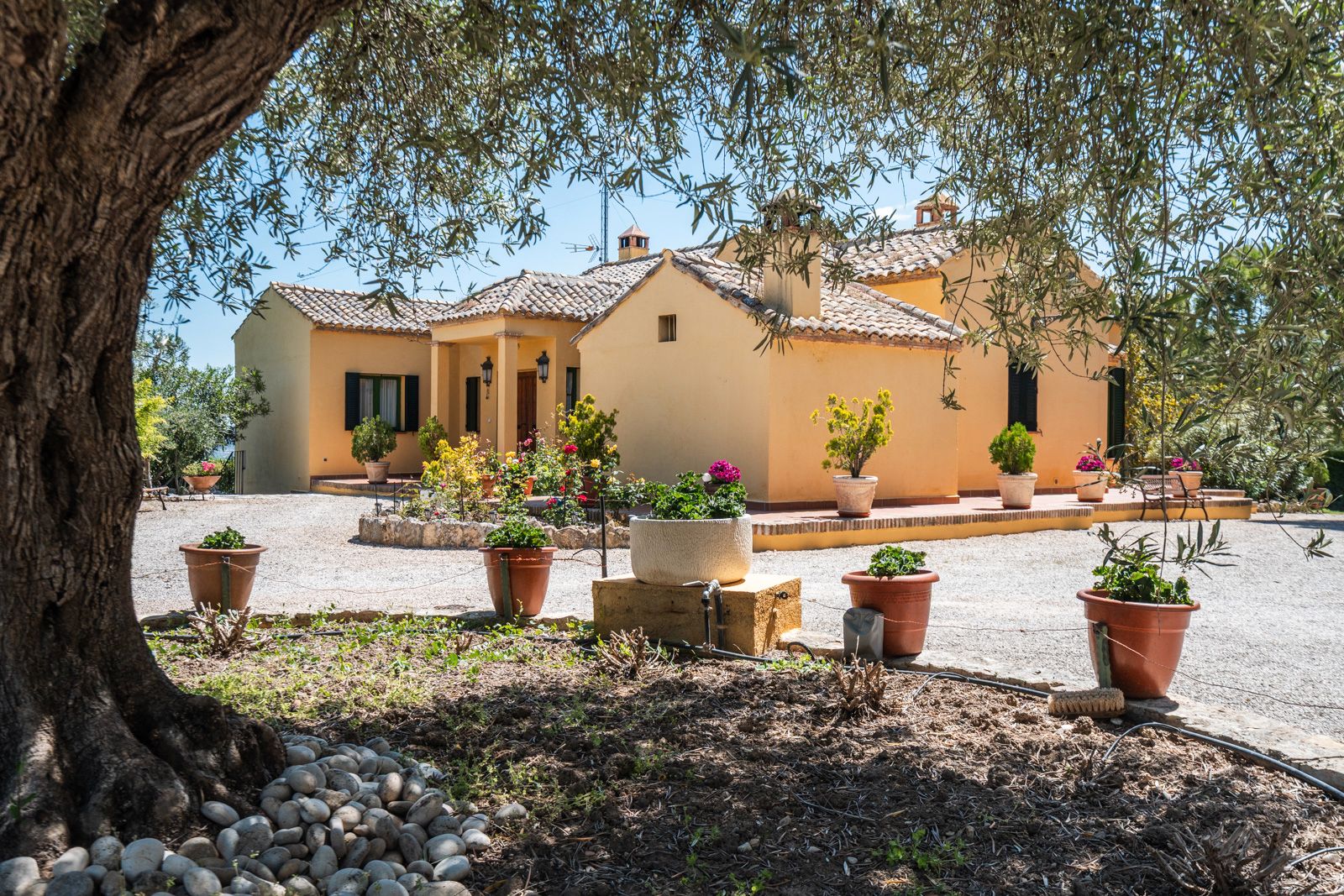 Exterior view of Country house for sale in Chinchón  with Air Conditioner, Heating and Private garden