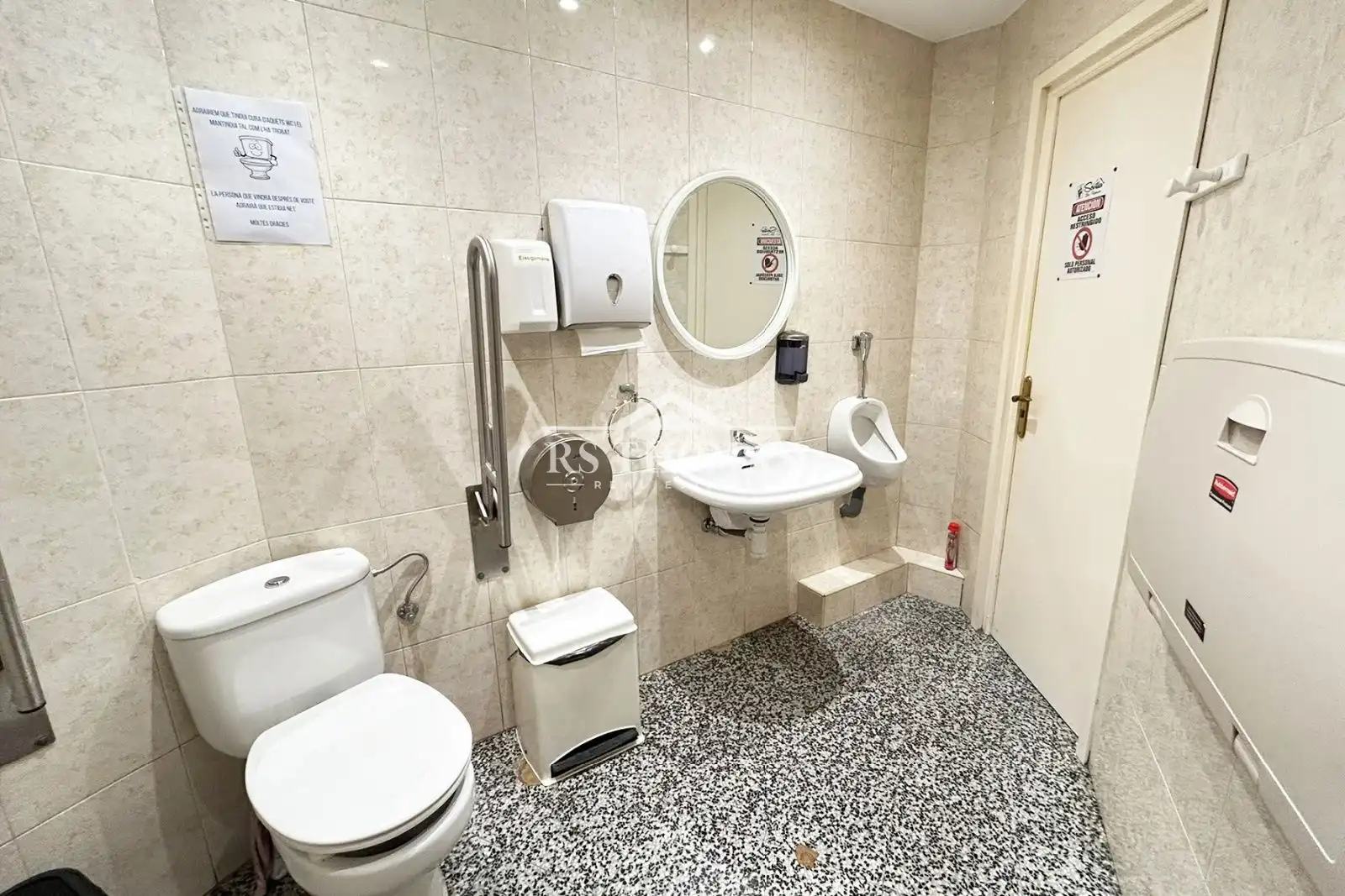 Locale commerciale in cessione a Les Escaldes, imagen 16