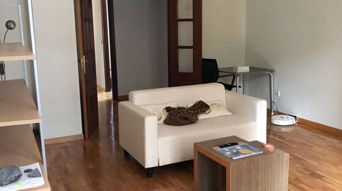 Amplio y Elegante Piso en Alquiler en el Corazón de Gijón