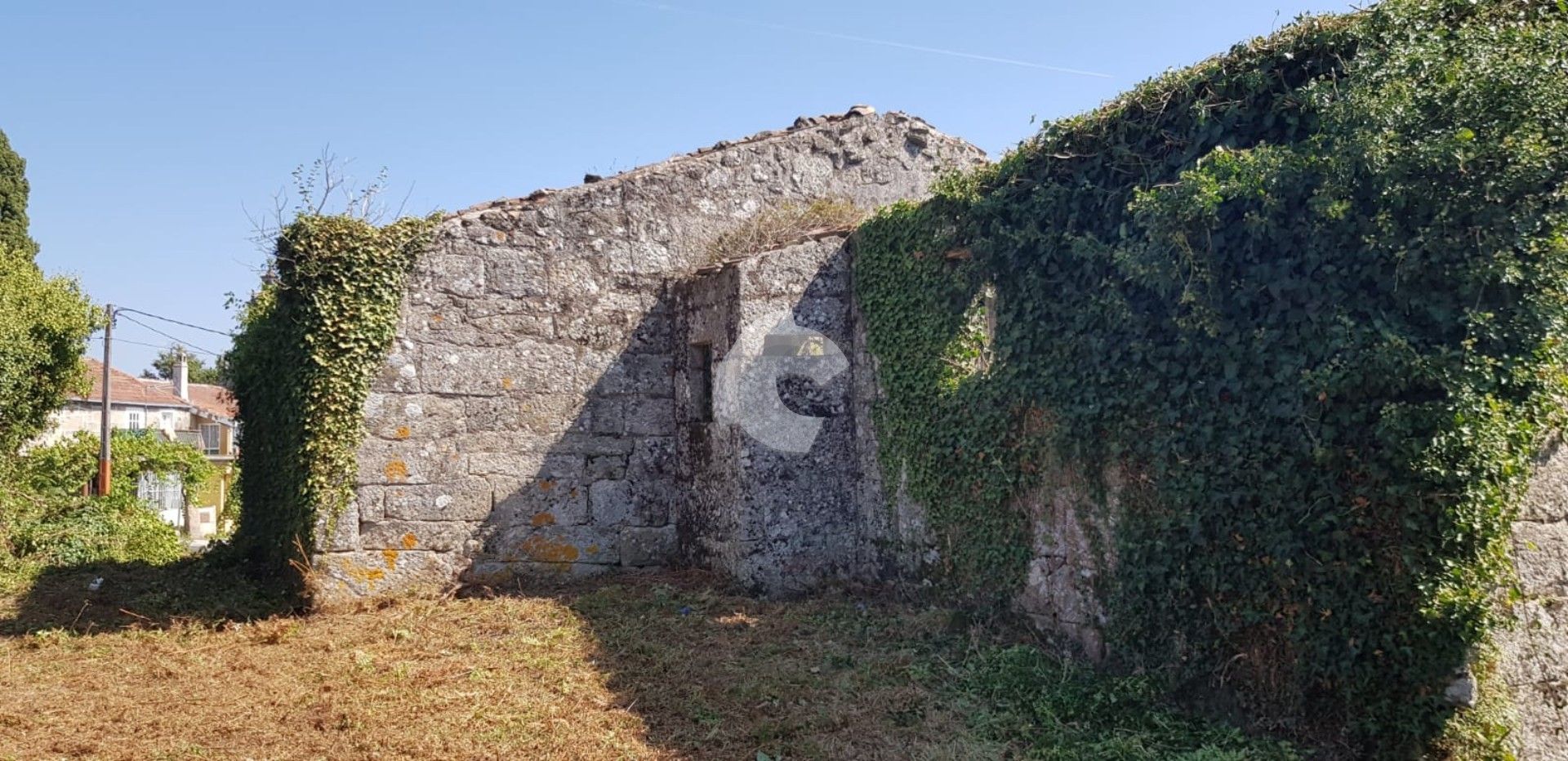 Casa o xalet en venda en Ourense Capital  amb Jardí privat