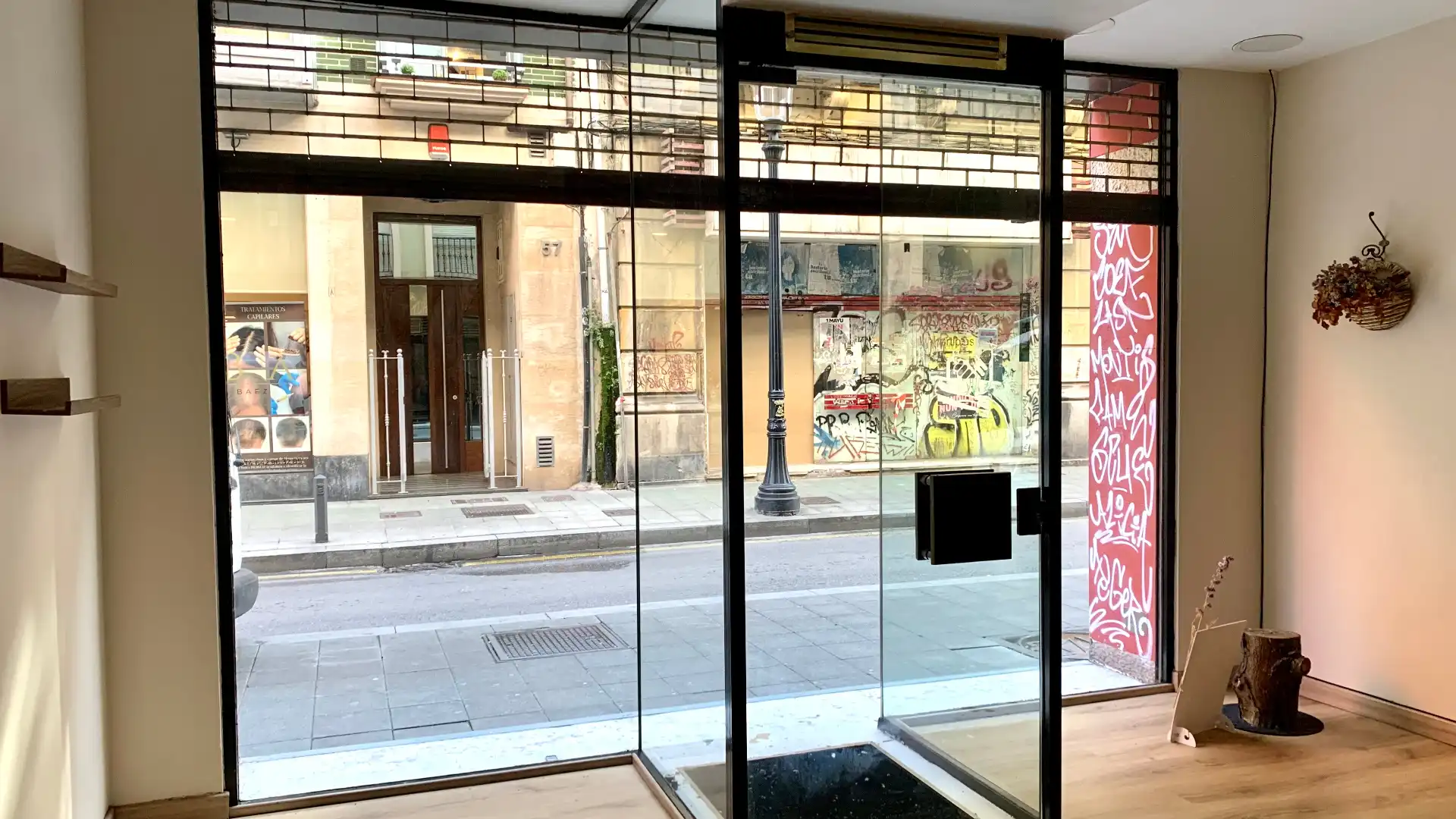 Business premises to rent in Calle San Bernardo, imagen 2