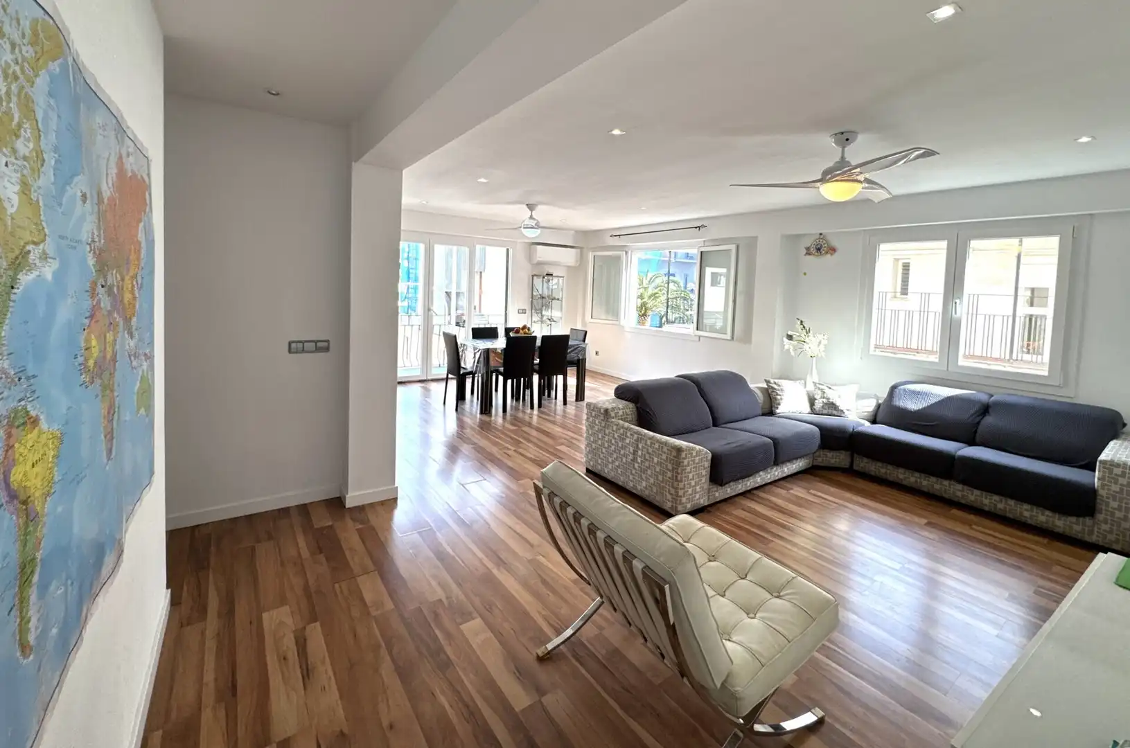 Wohnzimmer von Wohnungen zum Verkauf in  Palma de Mallorca mit Klimaanlage, Terrasse und Balkon