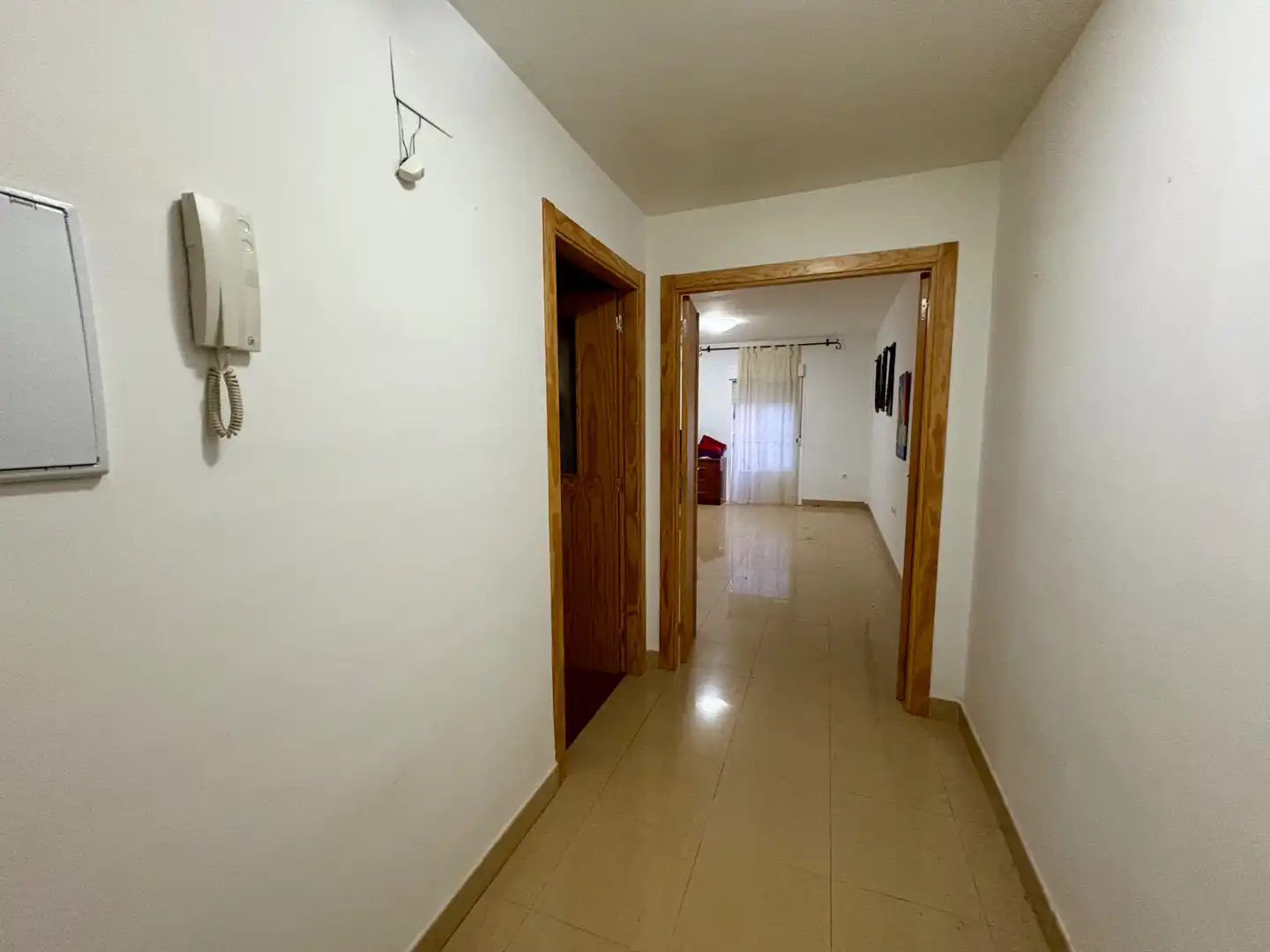 Flat for sale in Llerena  with Air Conditioner, Heating and Furnished