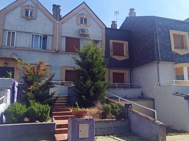 Villa avec piscine à vendre à Villares de la Reina