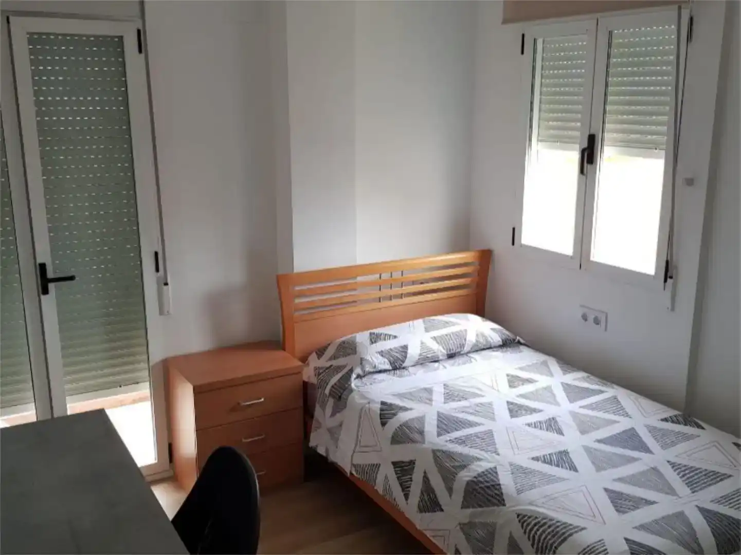 Habitación de Piso para compartir en Almoines con Aire acondicionado, Amueblado y Balcón