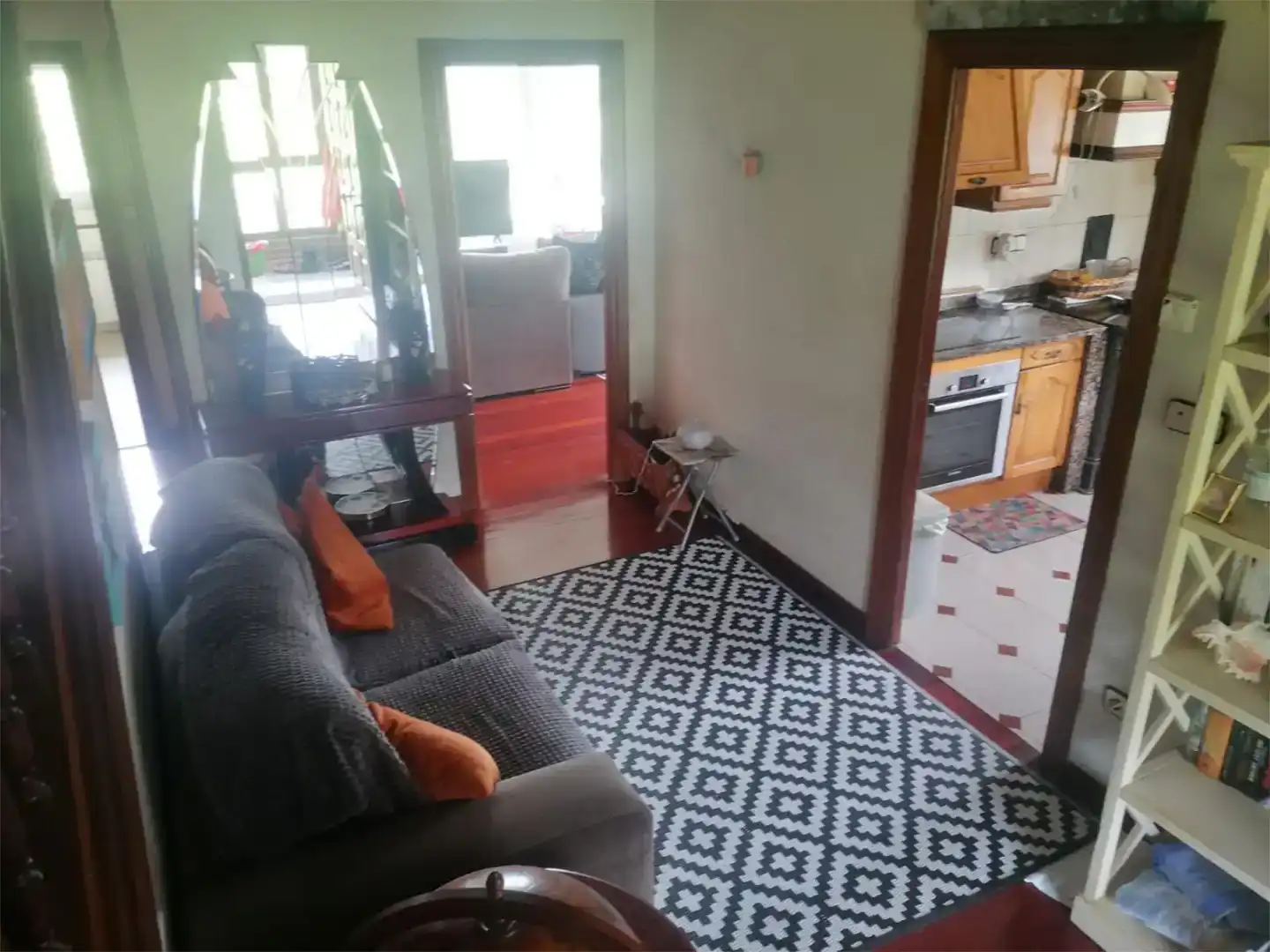 Sala d'estar de Finca rústica en venda en Puente Viesgo amb Aire condicionat i Balcó