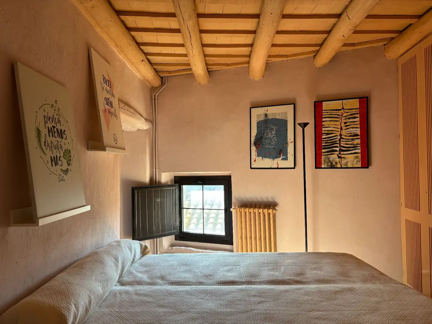 Habitación de Finca rústica en venta en Madremanya con Calefacción, Terraza y Trastero