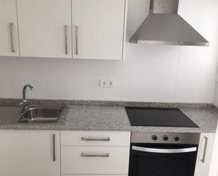 Cuina de Pis de lloguer en Vilanova i la Geltrú amb Forn i Balcó
