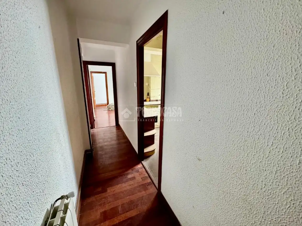 Piso en venta en El Astillero   con Calefacción y Parquet