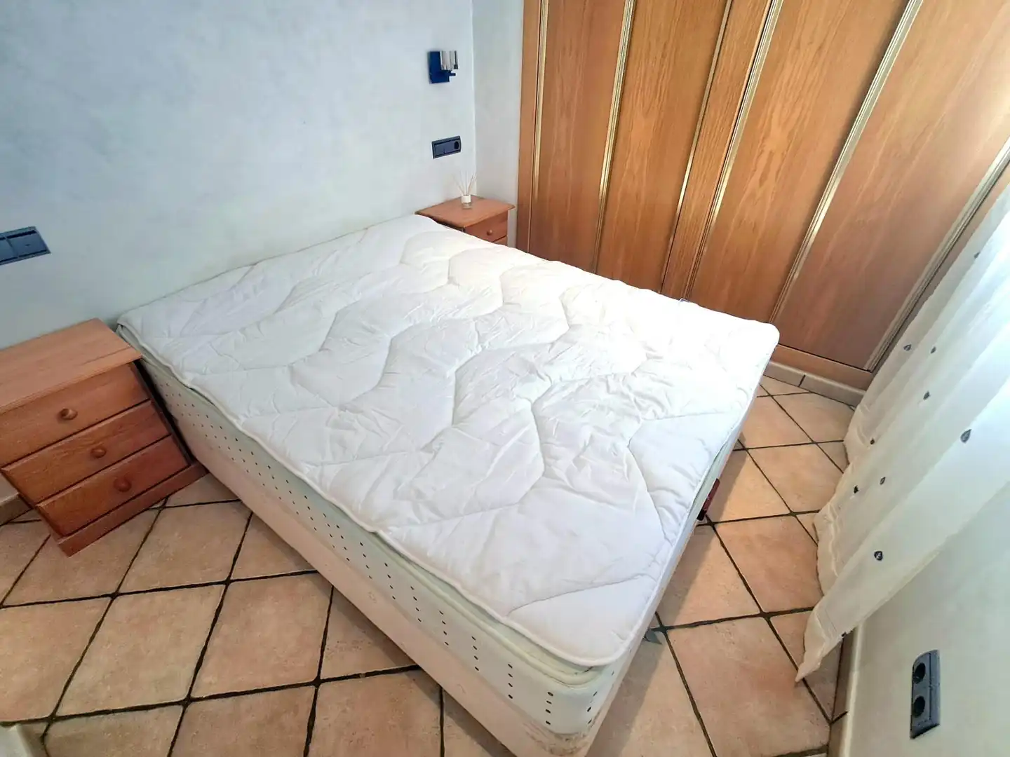 Dormitori de Apartament en venda en Águilas amb Aire condicionat, Calefacció i Jardí privat