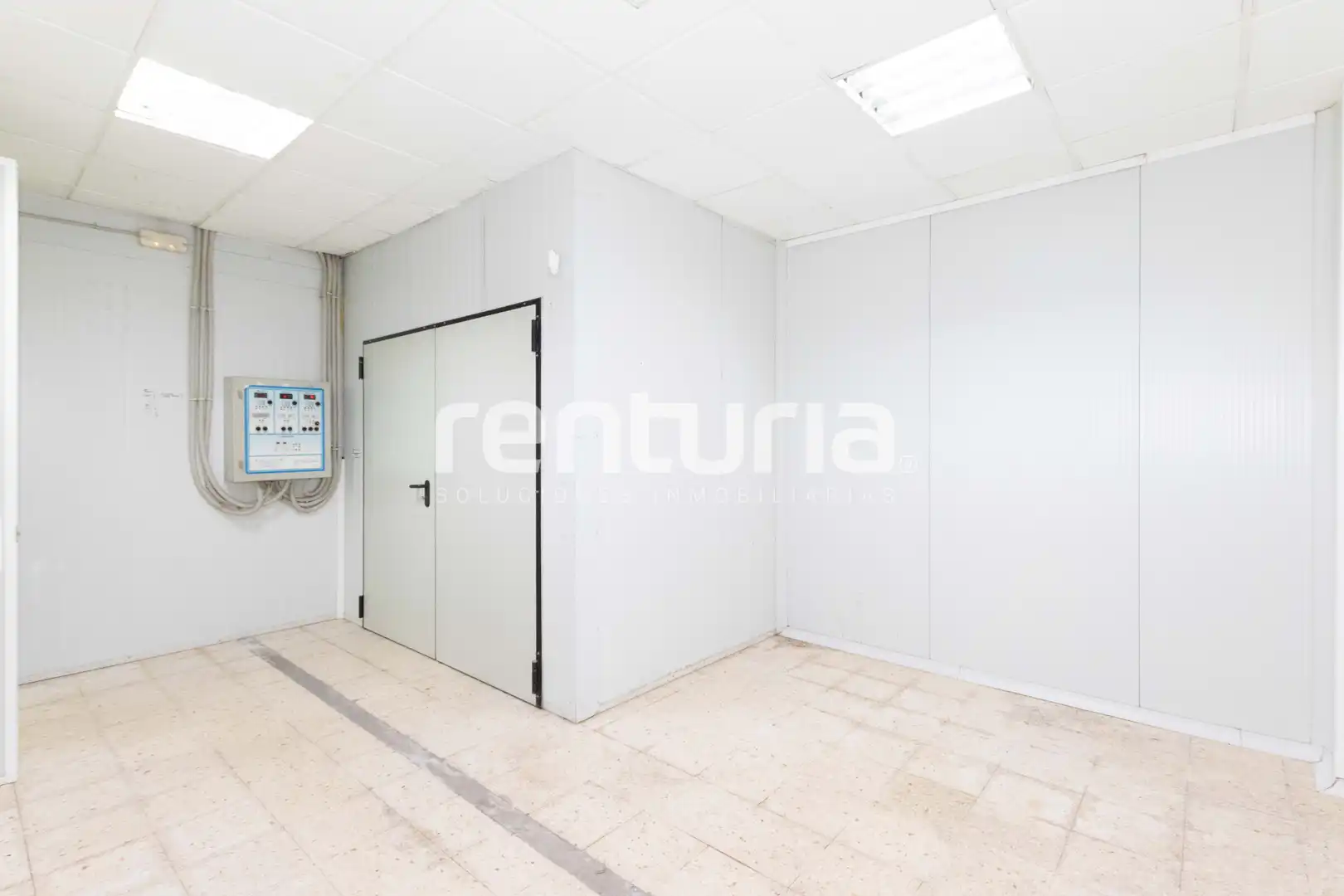 Local en venta en Valencia con Aire acondicionado y Amueblado