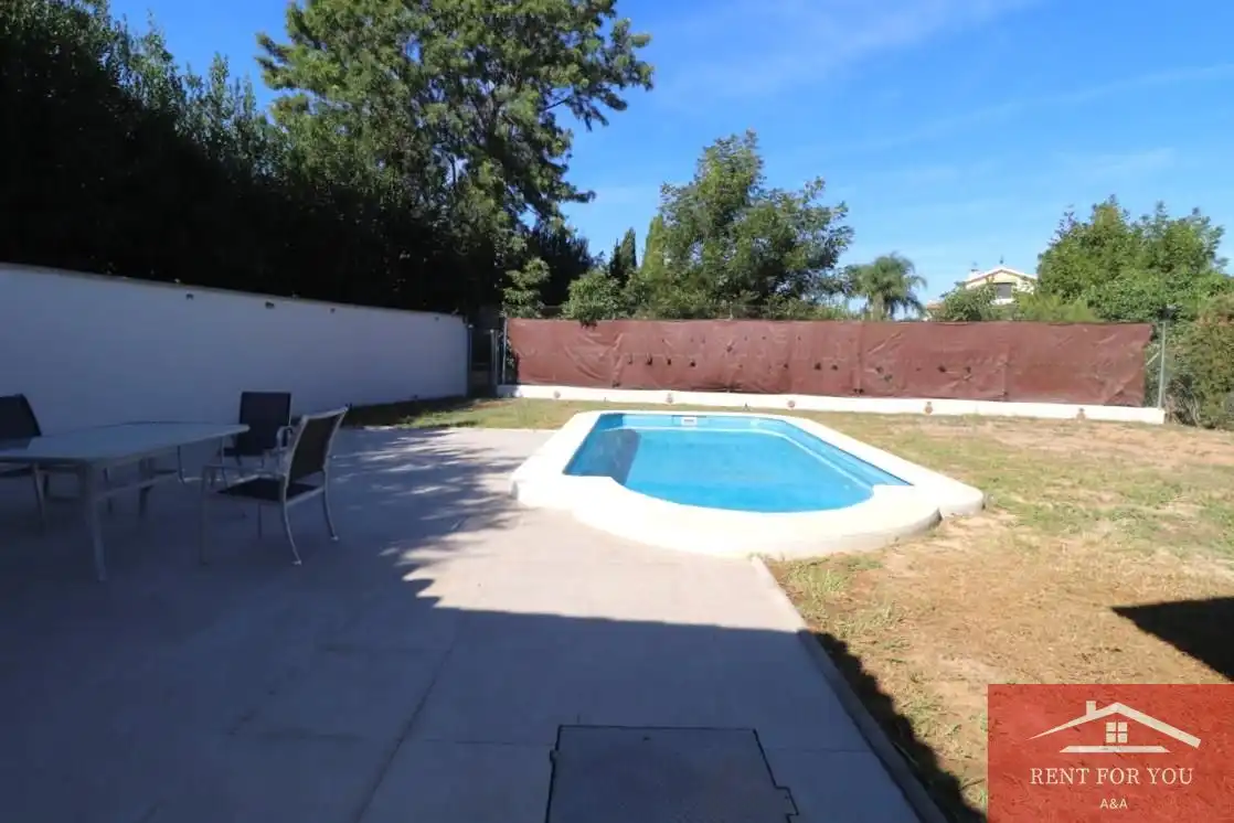 Casa con piscina en alquiler en Centro, imagen 4