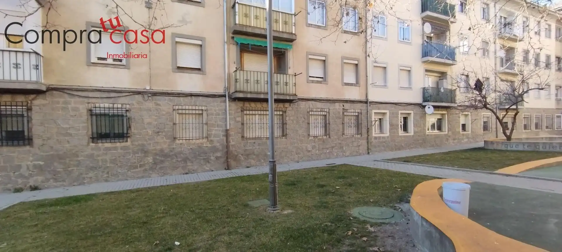 Vista exterior de Piso en venta en Segovia con Calefacción, Trastero y Amueblado