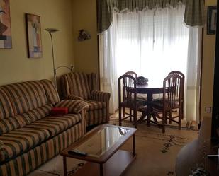 Sala d'estar de Apartament en venda en Santoña amb Terrassa