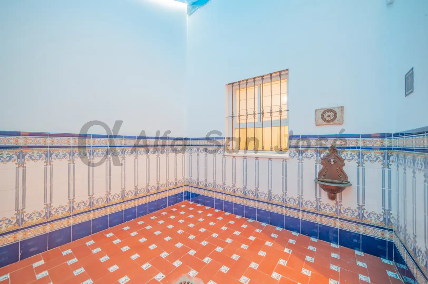 Casa adosada en venda en La Rinconada amb Moblat
