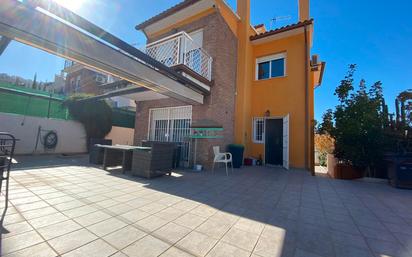 Exterior view of House or chalet for sale in Dílar  with Air Conditioner, Terrace and Swimming Pool