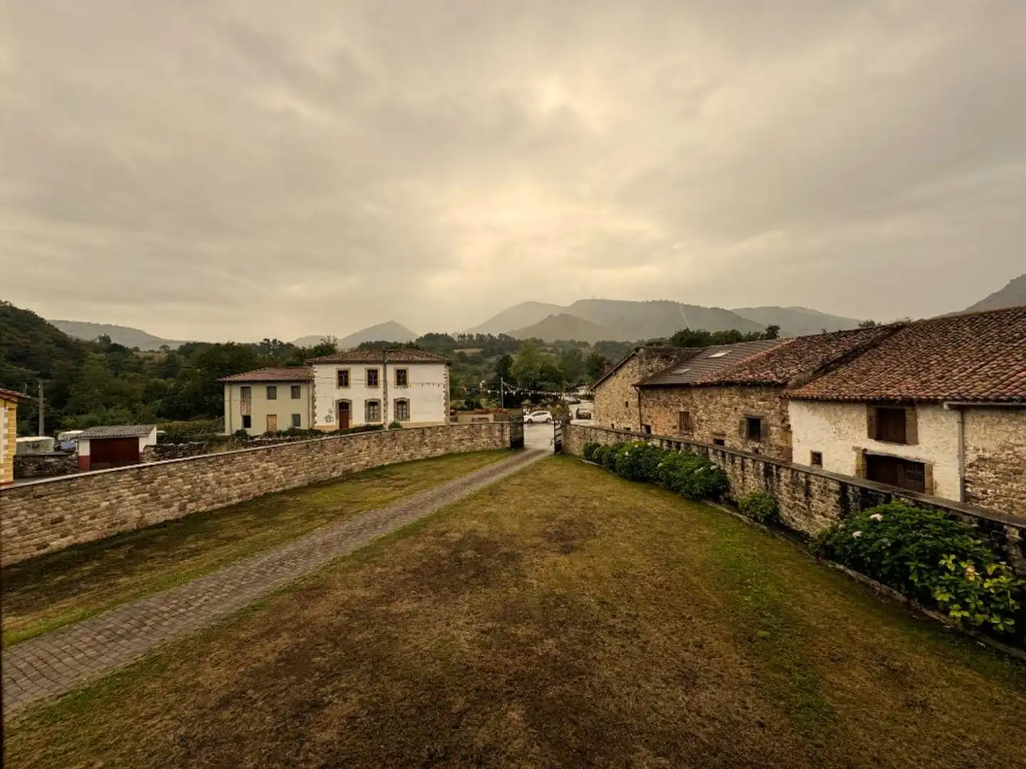 Vista exterior de Casa o chalet en venta en Molledo con Calefacción, Jardín privado y Terraza