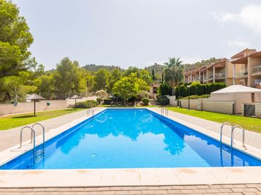Flat with balcony for sale in Calle RETAMA - TORREGUIL 20