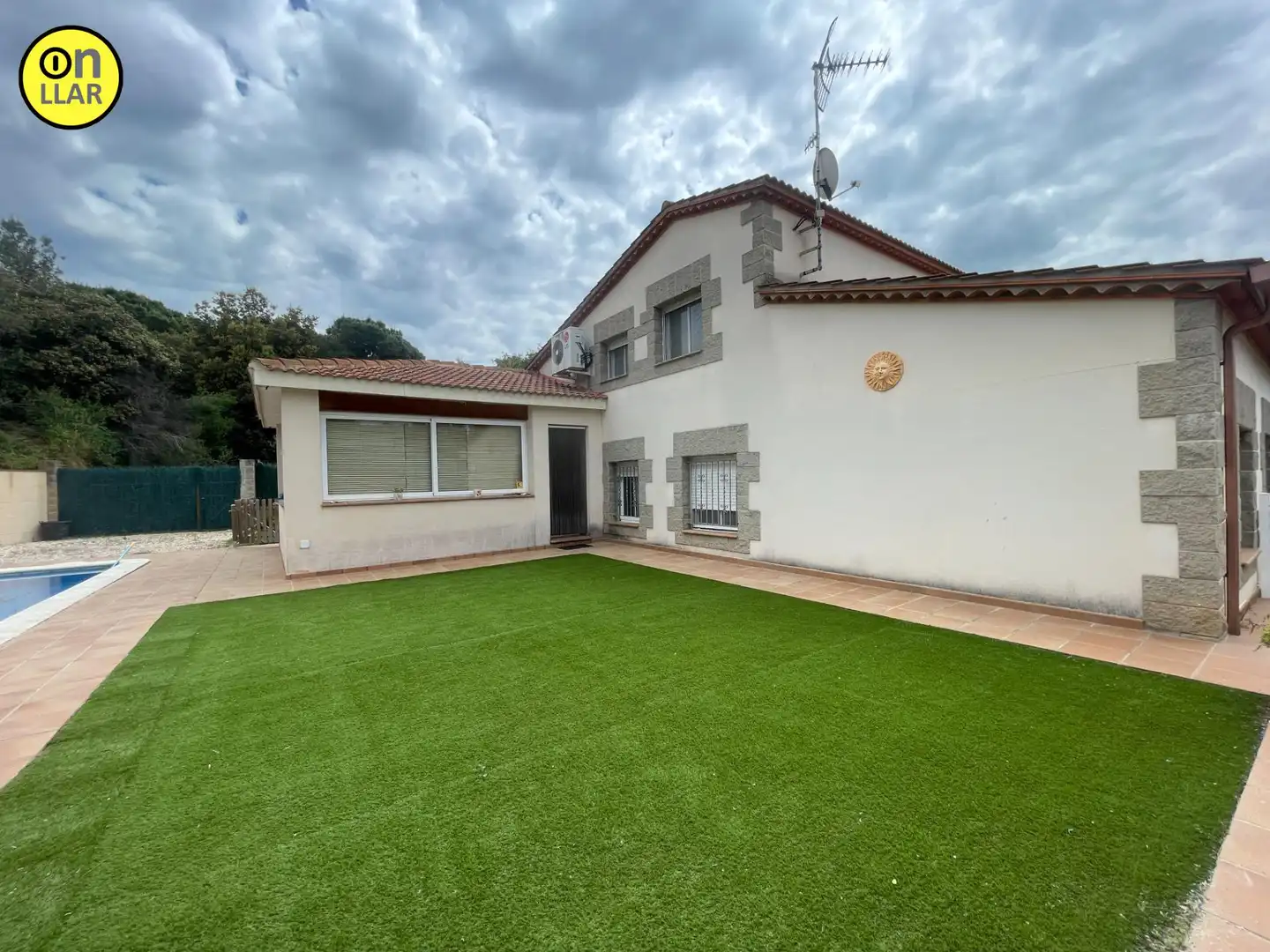 Vista exterior de Casa o chalet en venta en L'Ametlla del Vallès con Calefacción, Jardín privado y Terraza
