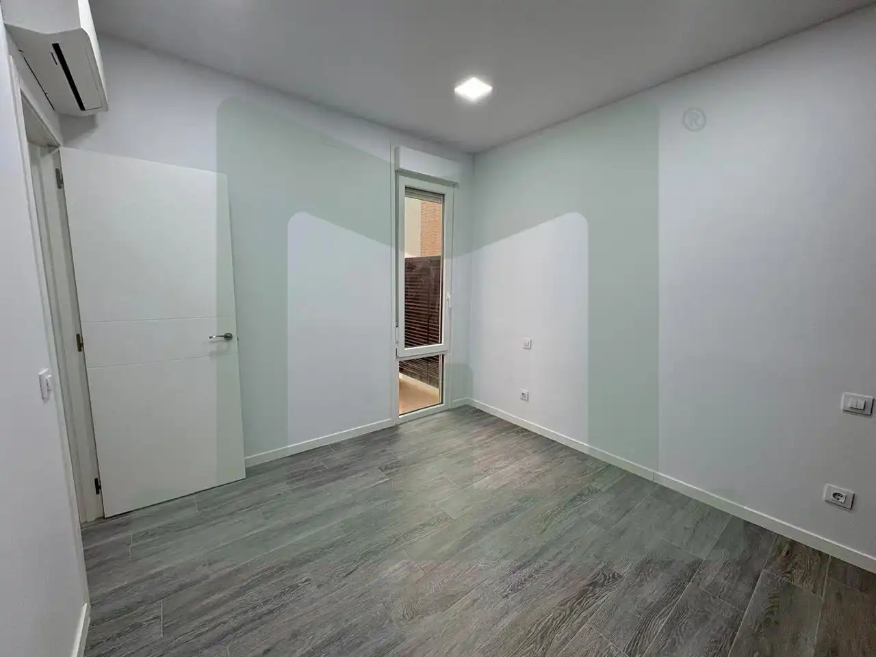 Planta baja de alquiler en Calle Pinto - San Roque
