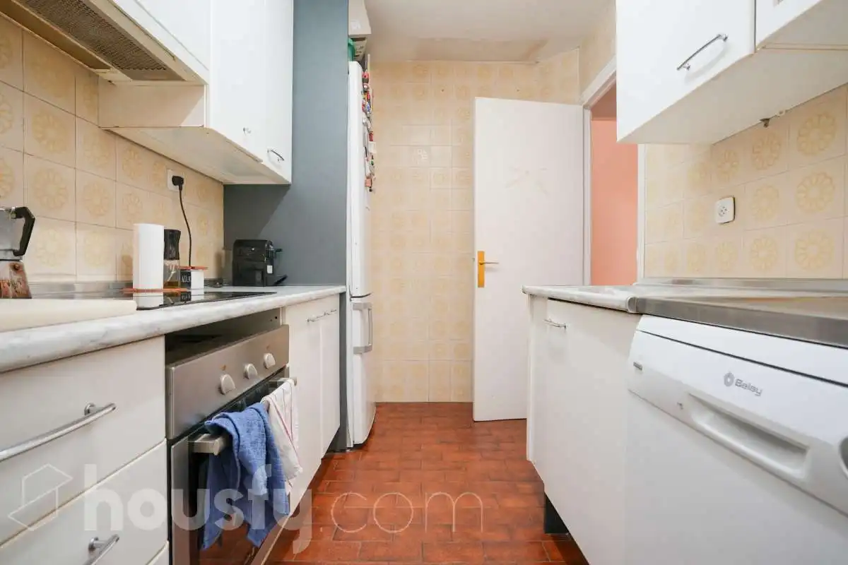 Cuina de Pis en venda en Madrid amb Calefacció, Parquet i Moblat