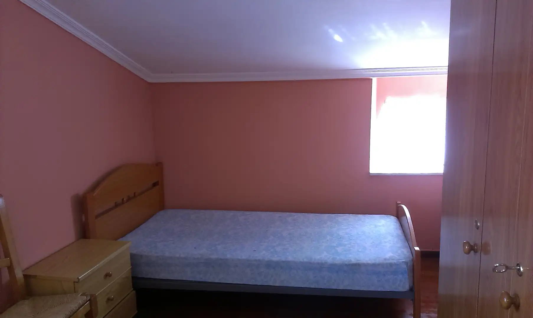 Bedroom of Flat for rent in Santiago de Compostela   with Heating, Furnished and Oven