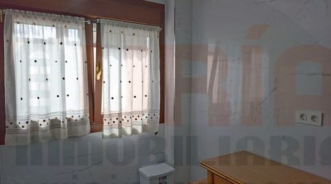 Foto 5 de Piso de alquiler en N/a, 3, Milán - Pumarín, Oviedo