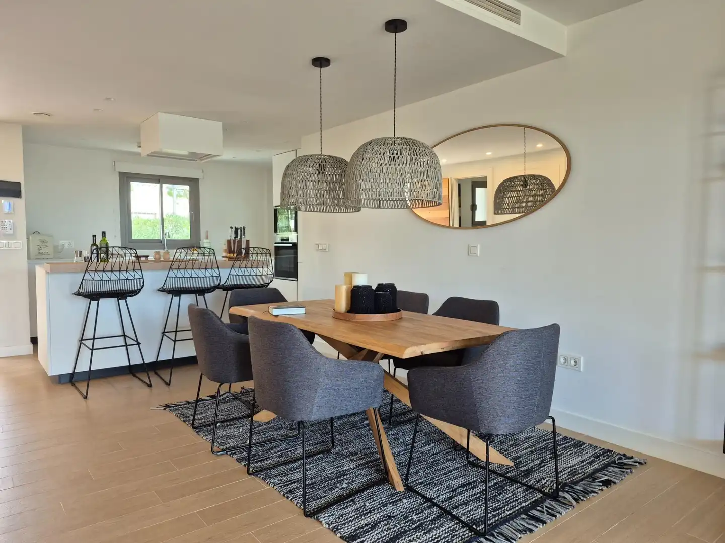 Esszimmer von Wohnung zur Miete in Mijas mit Klimaanlage, Privatgarten und Terrasse