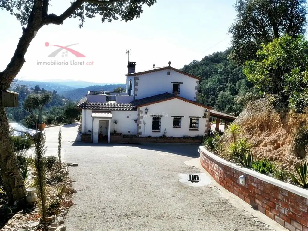 Casa amb piscina en venda a Lloret Blau - La Creu de Lloret, imagen 2