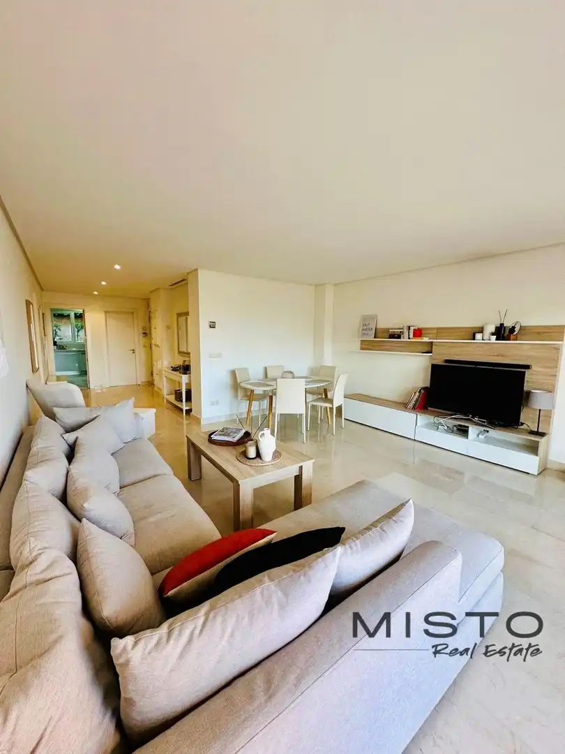 Flat with pool to rent in Urbanización Vista Real