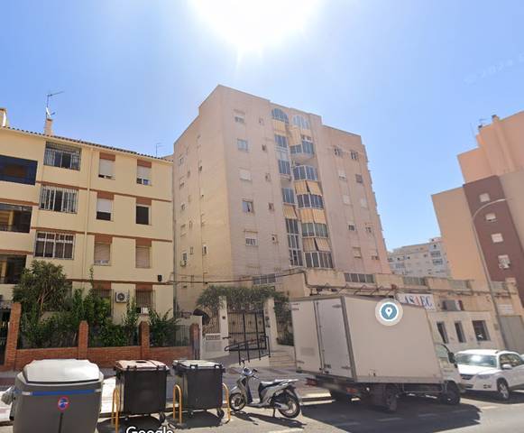 Piso en Venta en C/ Doctor Escassi en Los Castillejos - La Trinidad