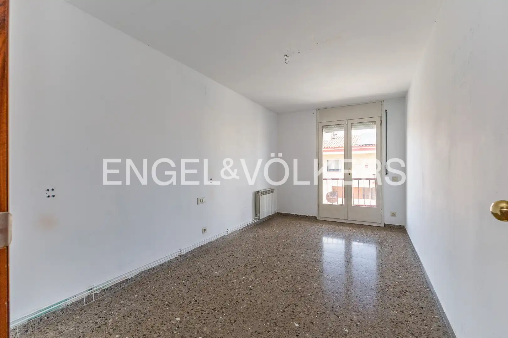 Sala de estar de Casa adosada en venta en Ripollet con Calefacción, Jardín privado y Terraza