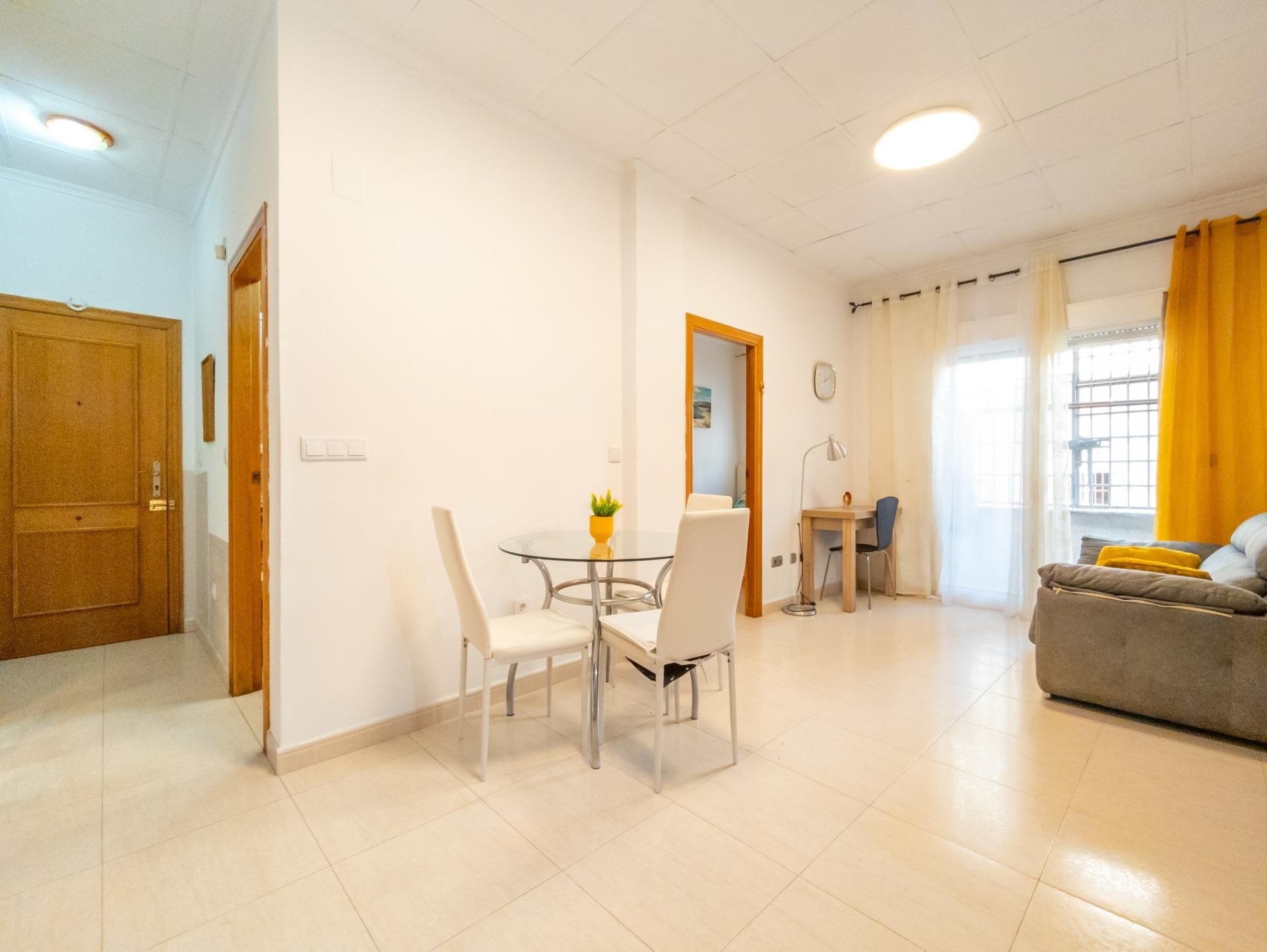 Apartment for sale in Torrevieja  with Air Conditioner, Terrace and Balcony