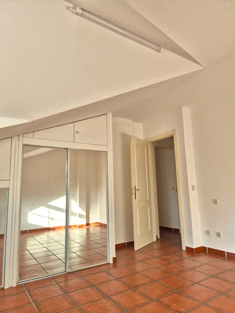 Schlafzimmer von Wohnung zur Miete in Las Rozas de Madrid mit Klimaanlage, Heizung und Terrasse