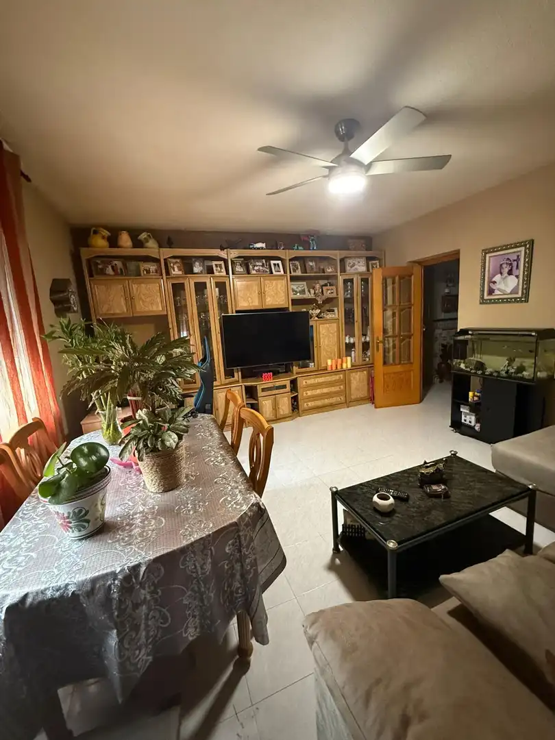 Sala de estar de Casa o chalet en venta en Añover de Tajo con Aire acondicionado y Jardín privado
