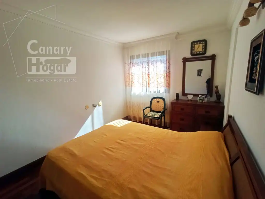Dormitori de Casa adosada en venda en Adeje amb Aire condicionat, Jardí privat i Terrassa