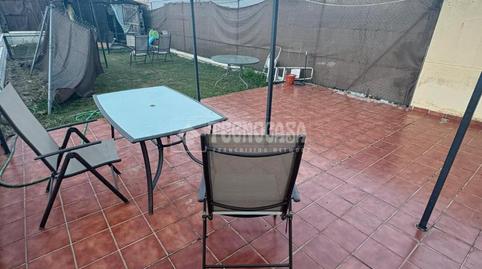 Foto 3 de Casa adosada en venda a Rosalia de Castro, Huévar del Aljarafe, Sevilla