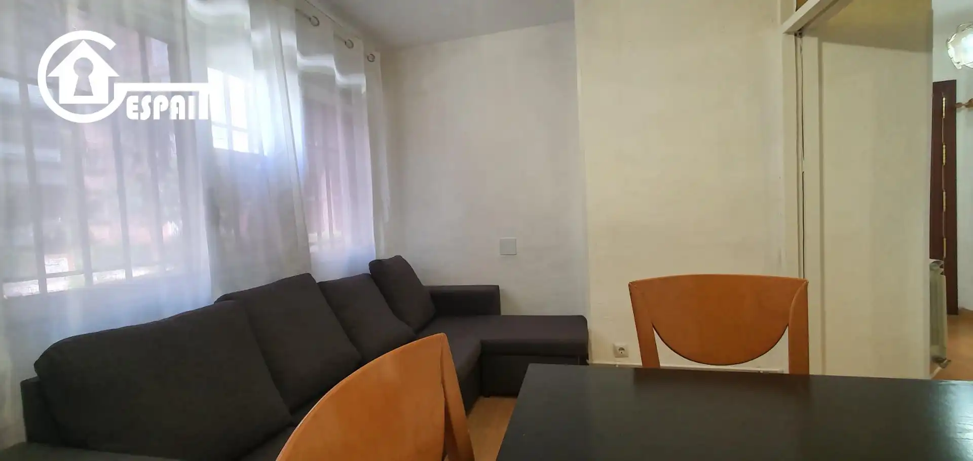 Sala d'estar de Pis en venda en Madrid amb Calefacció i Terrassa
