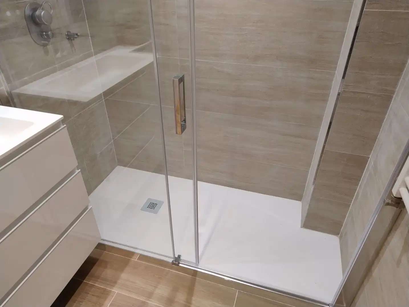Bathroom of Flat for rent in Lugo  with Heating, Furnished and Oven
