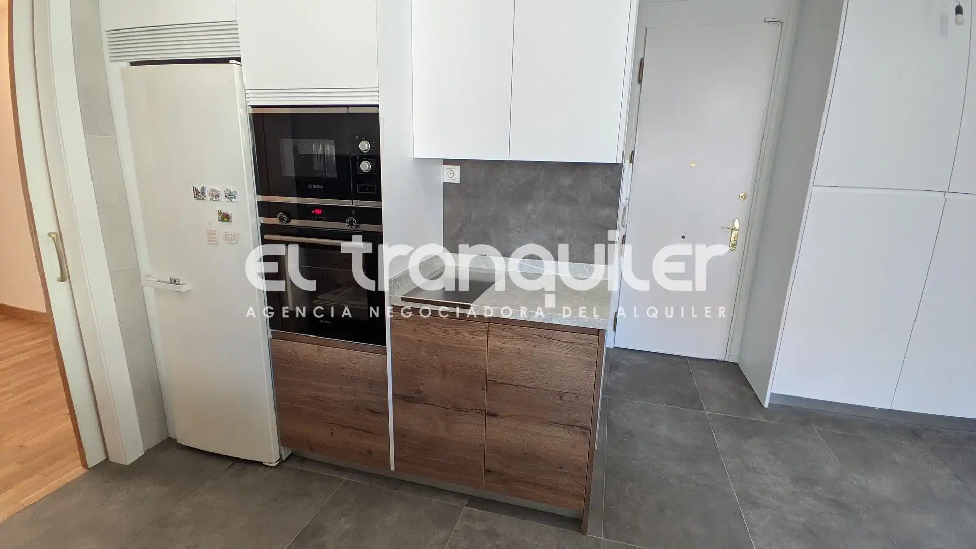 Küche von Wohnung zum Verkauf in Madrid mit Klimaanlage, Parkett und Terrasse