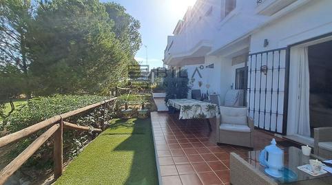 Foto 5 de Casa adosada en venta en Lauro Golf, Alquería - Torrealquería, Málaga