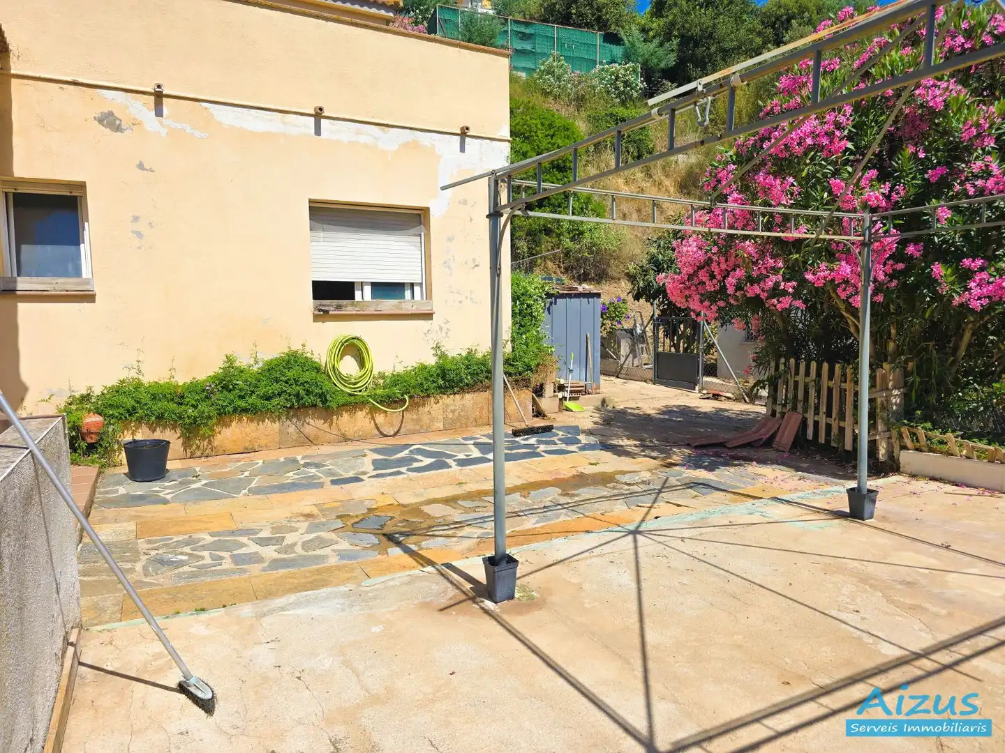 Garden of Houses for sale in Santa Susanna  with Air Conditioner, Terrace and Oven