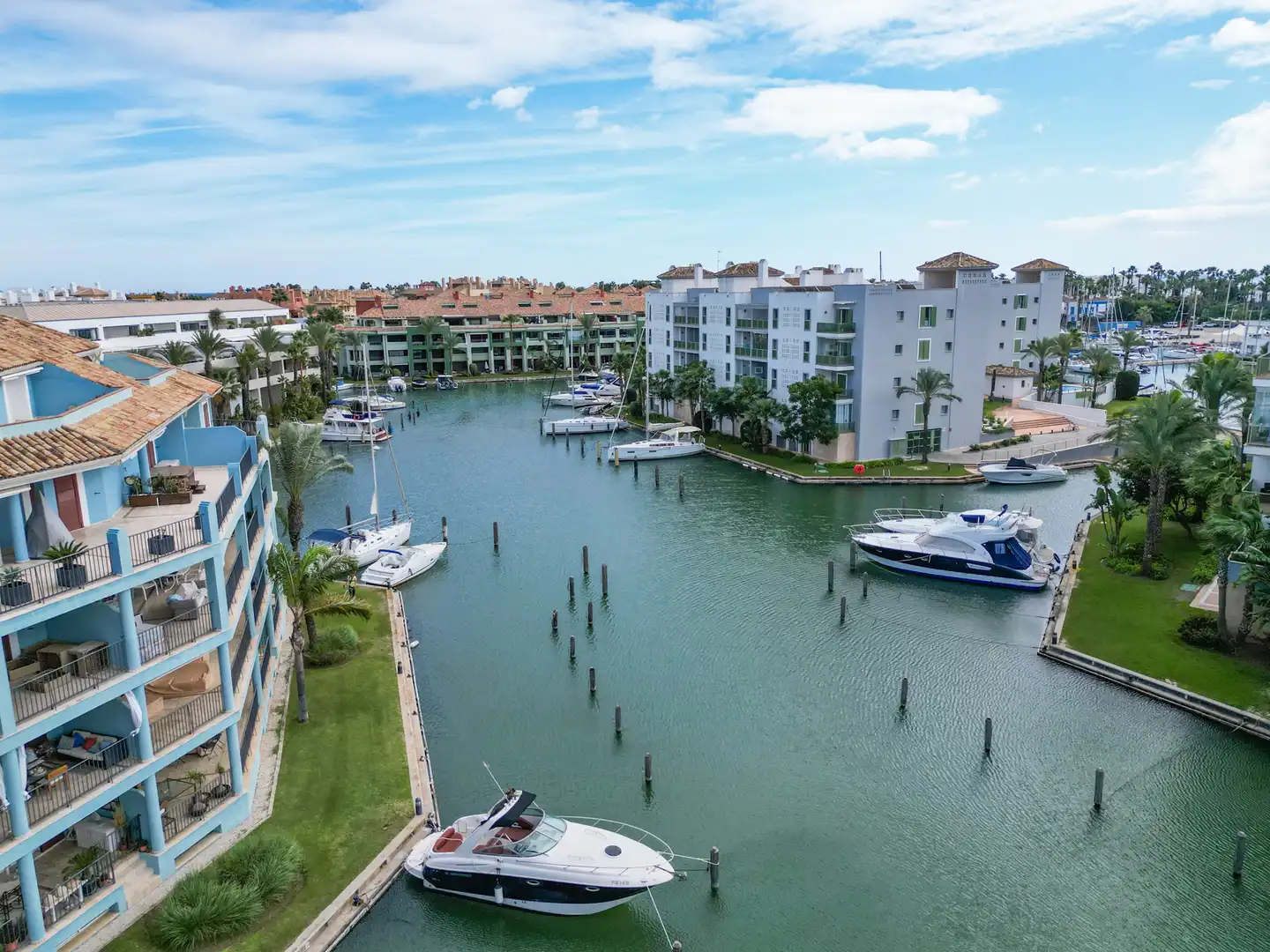 Apartment with pool for sale in Puerto de Sotogrande - La Marina, imagen 35