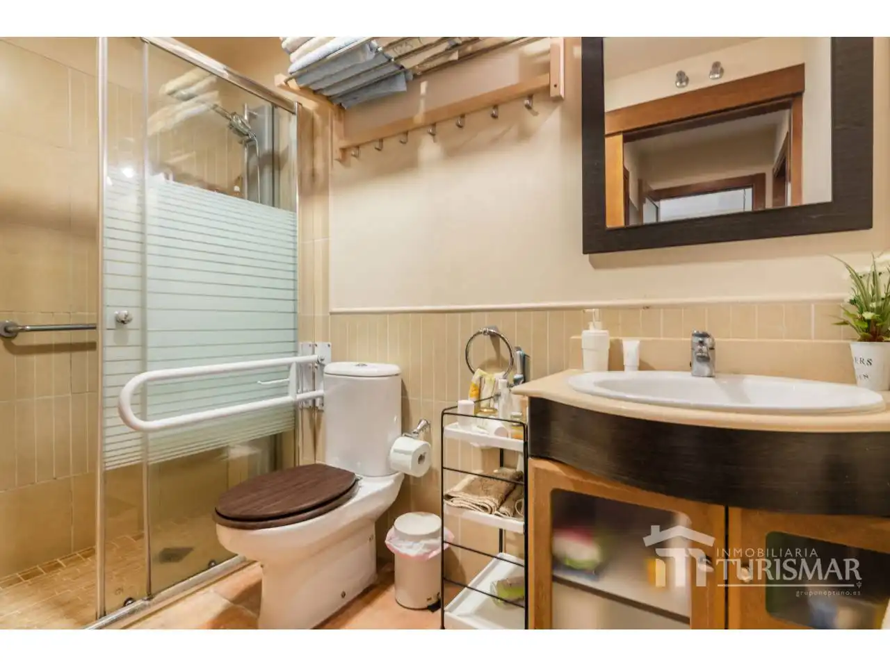 Bathroom of Apartments for sale in Ayamonte  with Air Conditioner, Terrace and Furnished